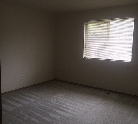 4th image of 1712 S 85th Street Ct