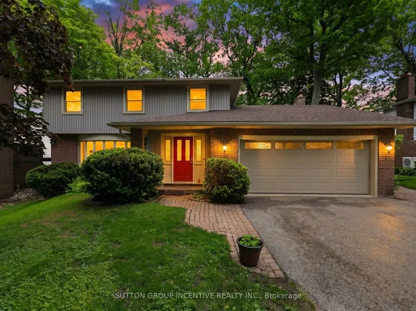 3 Southwood Cir, Orillia, ON L3V 2H8