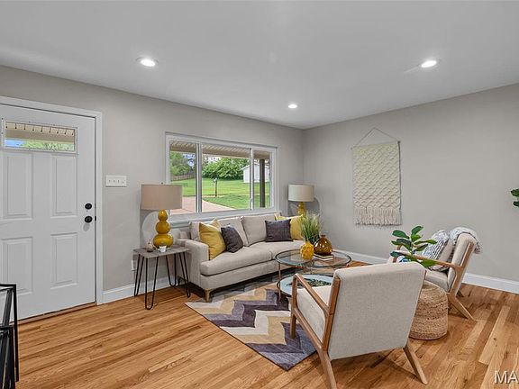 5th image of 7203 Deckside Dr