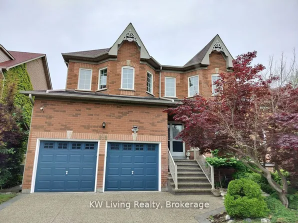 858 Silverthorn Mill Ave, Mississauga, ON L5W 1B1
