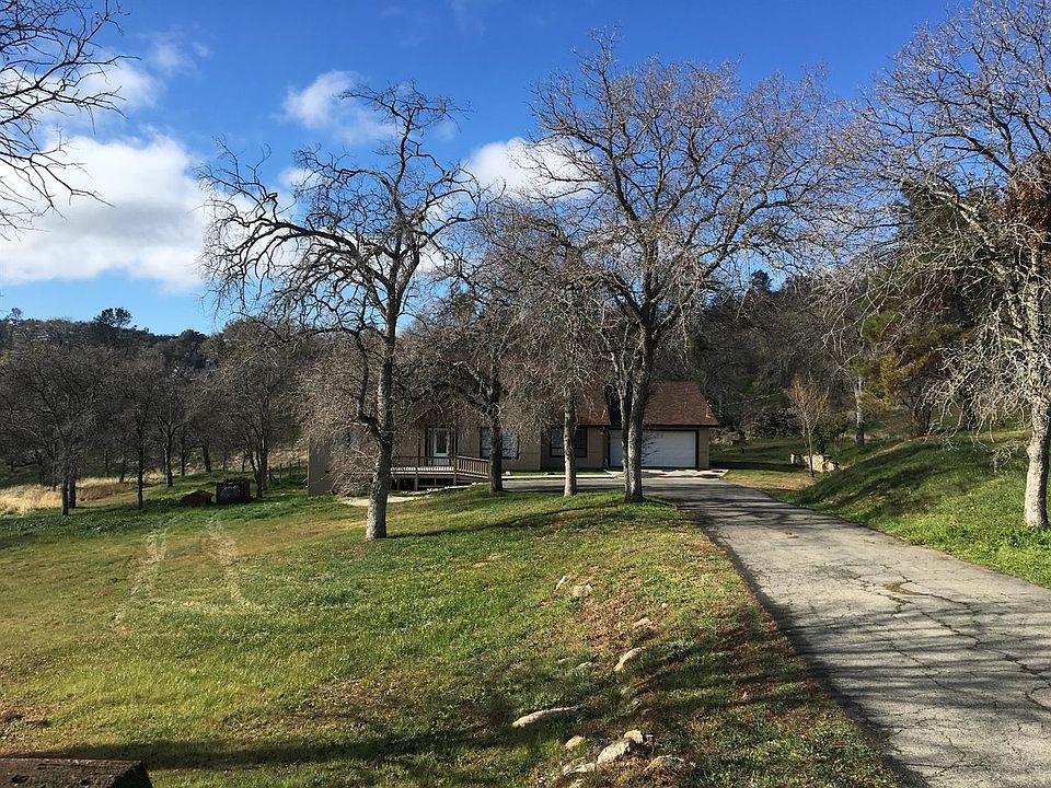 2nd image of 30732 Roaring River Dr