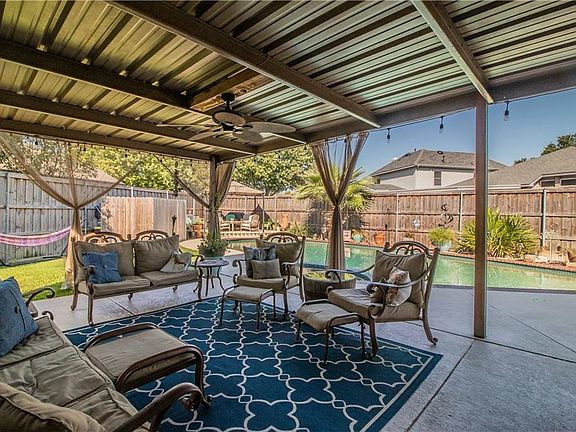 2nd image of 2917 Periwinkle Ct