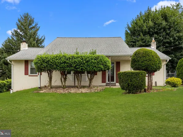 281 S Clearview Ave, Langhorne, PA 19047