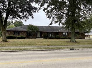505 W Evergreen Ave, Effingham, IL 62401