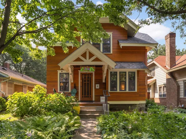 2126 Lincoln Ave, Saint Paul, MN 55105