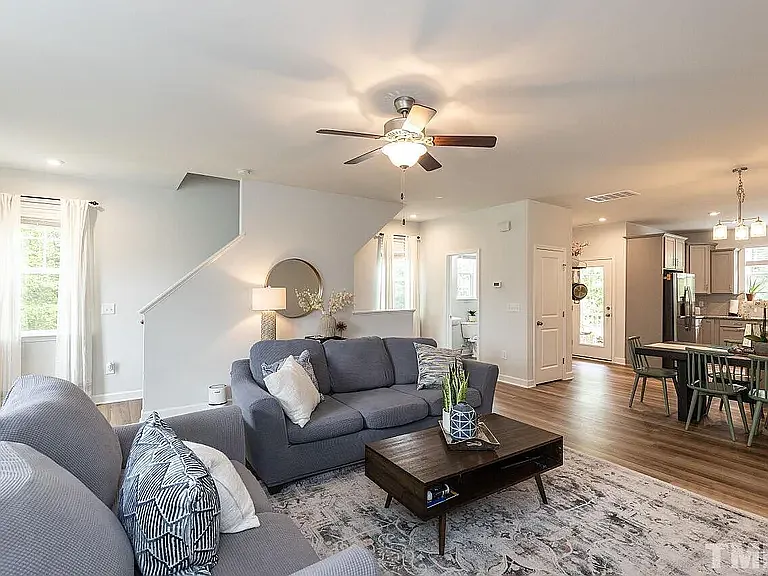 1381 Regents Ln #1 — Photo 14