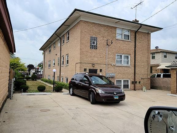 1st image of 905 N 23rd Ave #2