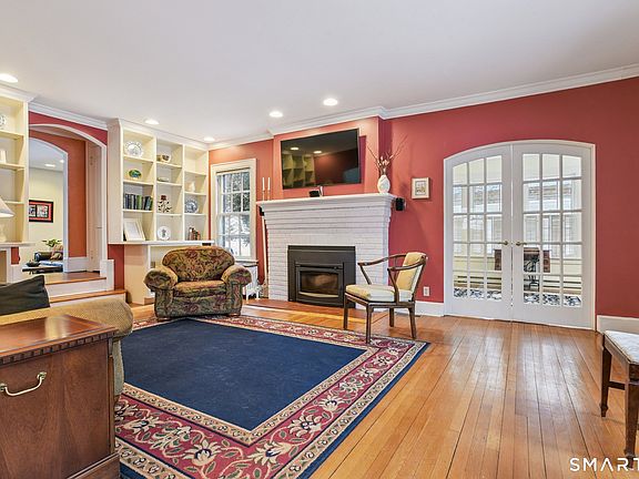 3rd image of 56 Roger Road