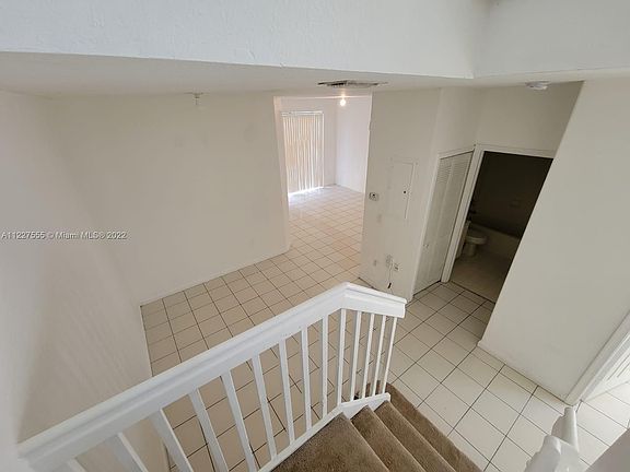 2nd image of 2730 SE 16th Ave #171
