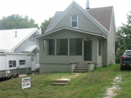 1st image of 709 2nd Ave