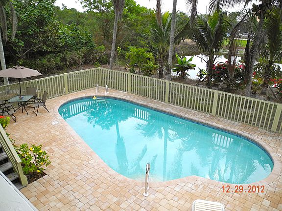 3rd image of 2210 Camino Del Mar Dr