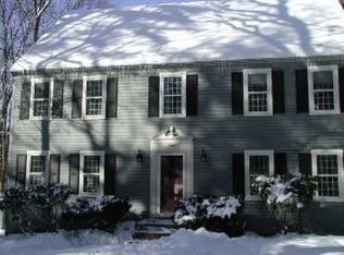 8 Majestic Ln, Merrimack, NH 03054