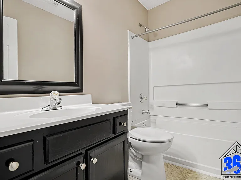 5524 Edgebury Rd — Photo 21