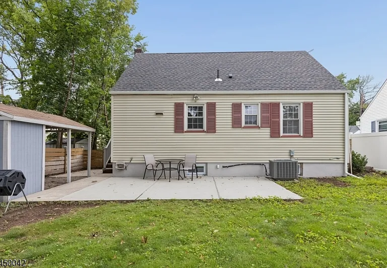 149 Severin Ct — Photo 26