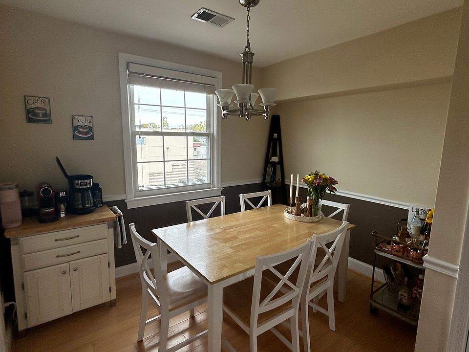 1st image of 2709 Arlington Blvd APT 301