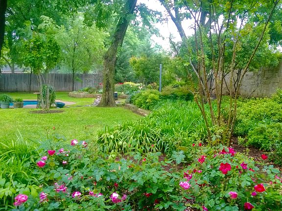 3rd image of 5004 Summerbrook Dr