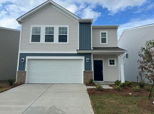 13232 Hampton Bay Ln, Charlotte, NC 28262