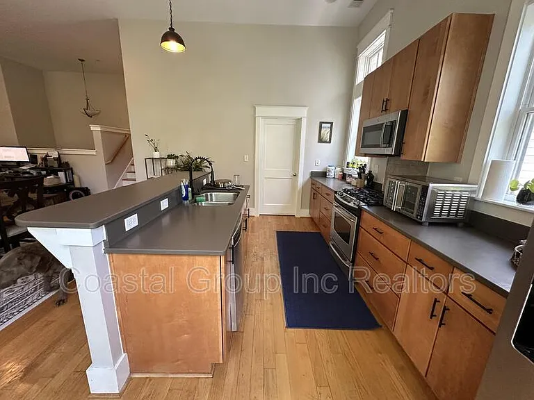 4635 Pleasant Ave #D — Photo 11