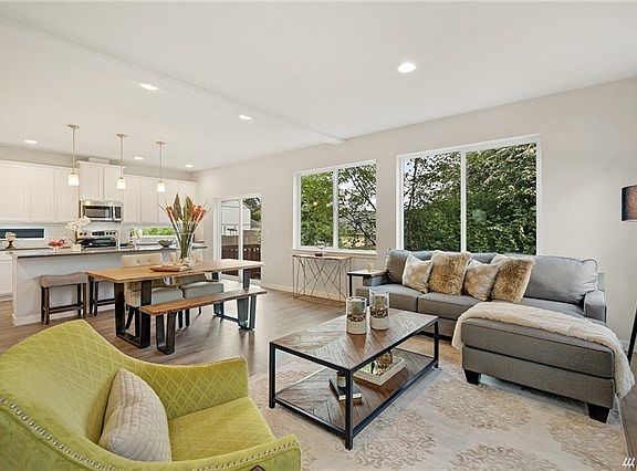 4th image of 9609 132nd Street Ct E