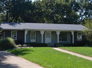 456 Madrina Ct, Ballwin, MO