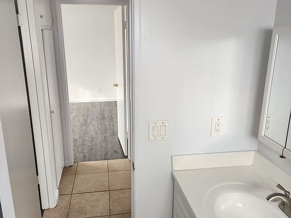 5th image of 725 Boulevard Ave APT G