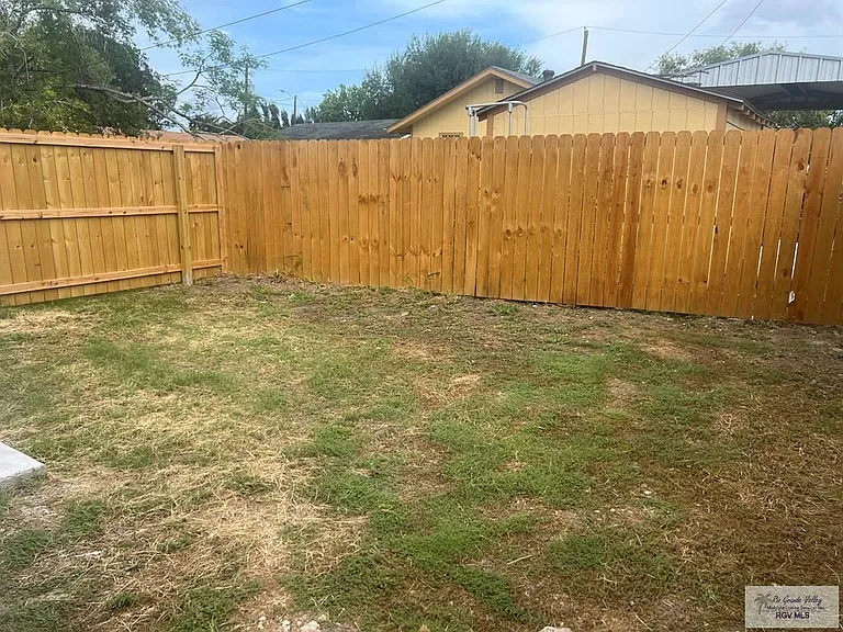 5600 Vidos Dr #B — Photo 18
