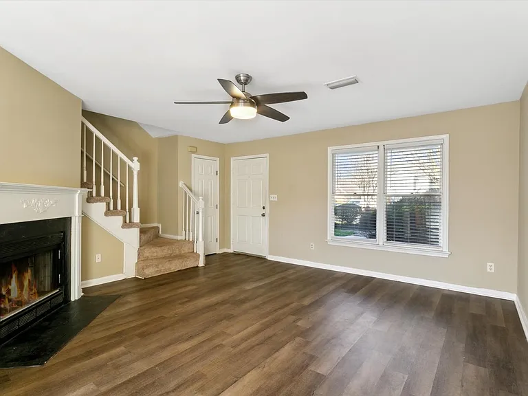 206 Alder Wood Dr — Photo 12