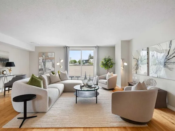 1540 W 29th St NW #704, Calgary, AB T2N 4M1
