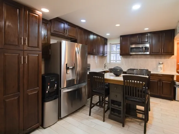 1390 Troy Avenue image 4 of 38