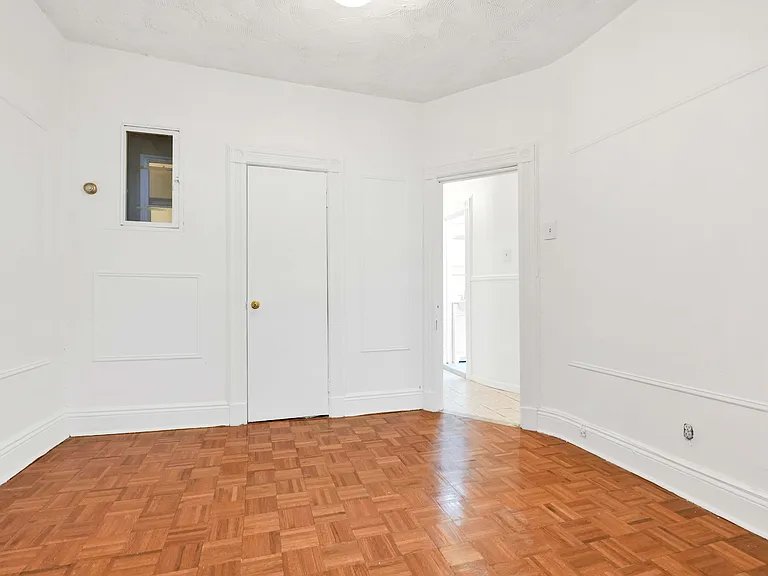 648 Park Pl #3 — Photo 9
