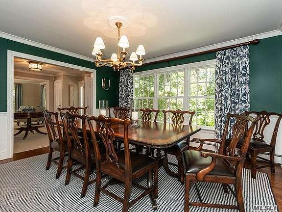 5th image of 153 Lawn Ln