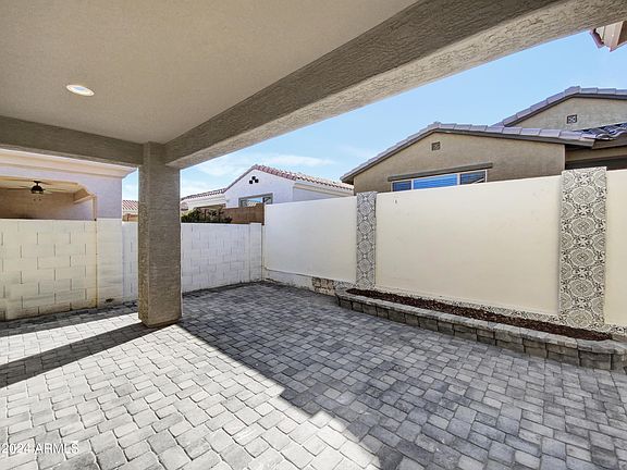 5th image of 2827 E SUNLAND Avenue