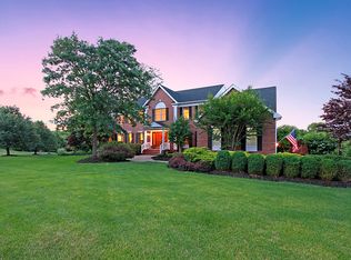 58 Independence Dr, Basking Ridge, NJ 07920