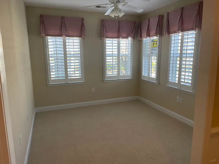 Office/ Sunroom