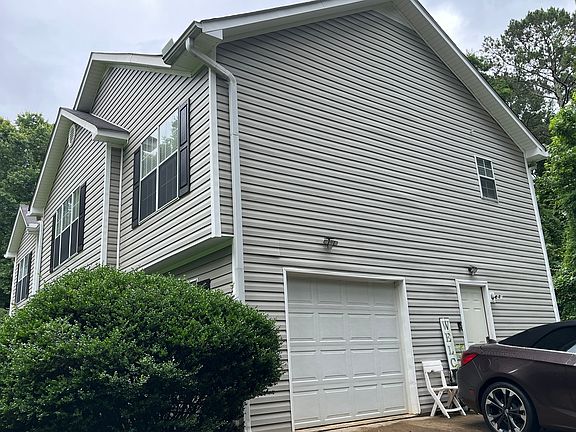 3rd image of 103 Rosalie Way