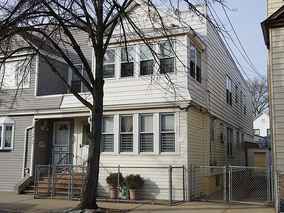 2nd image of 10451 93rd Ave