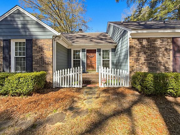 4th image of 403 Northampton Rd