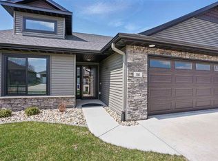 14 Lazy Brook Dr, West Branch, IA 52358