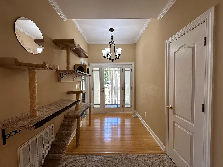 1436 Hopson Downs Ct — Photo 4