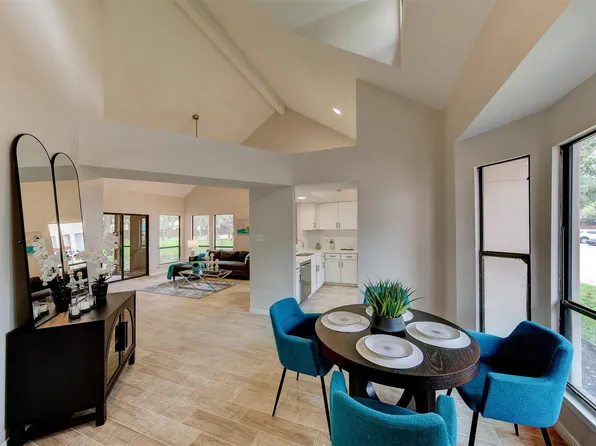4144 Greystone Way APT 201, Sugar Land, TX 77479