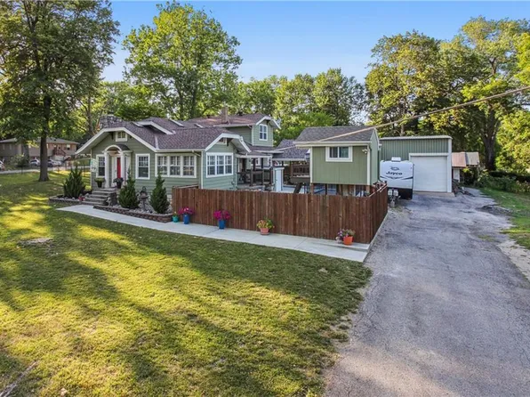 4728 Kimball Ave, Kansas City, KS 66104