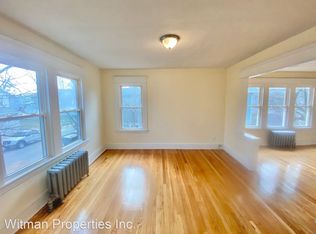 232 College St, Springfield, MA 01109