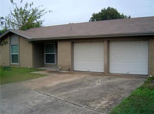 1410 Kingston Cir, Taylor, TX 76574