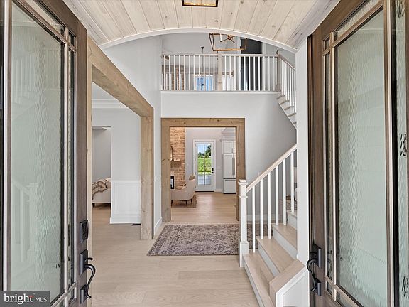 2nd image of 297 Sarsen Dr