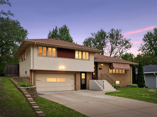 3430 Xenia Ave N, Crystal, MN 55422