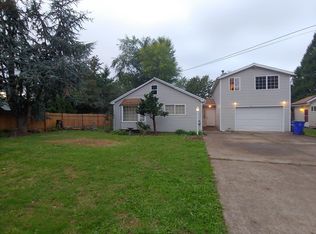 11617 NE Knott St, Portland, OR 97220