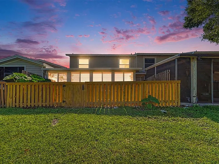 14806 Morning Dr — Photo 34