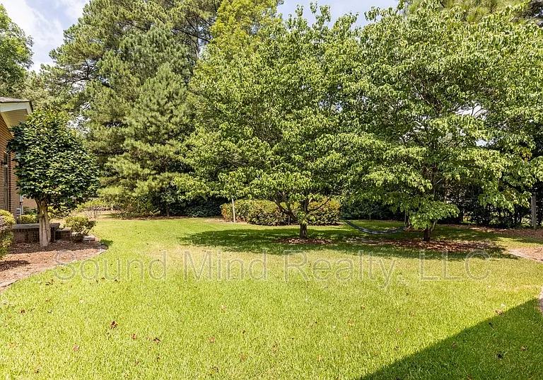 3504 Hawthorne Rd — Photo 28