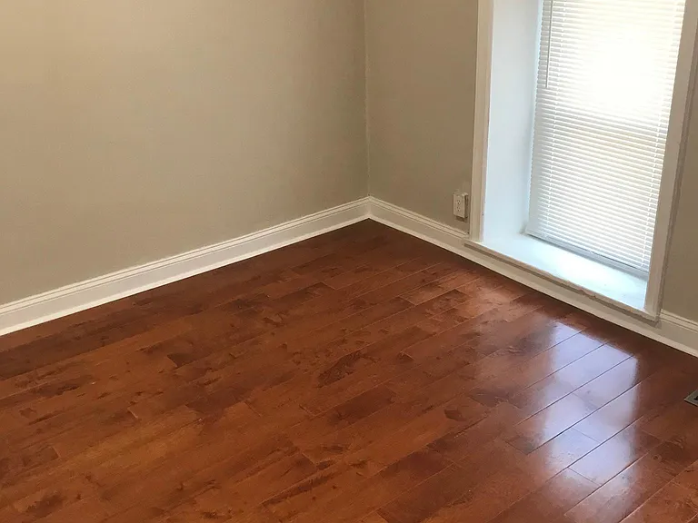 4325 Cresson St — Photo 9