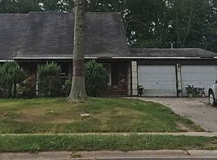 33 Evergreen Dr, Willingboro, NJ 08046